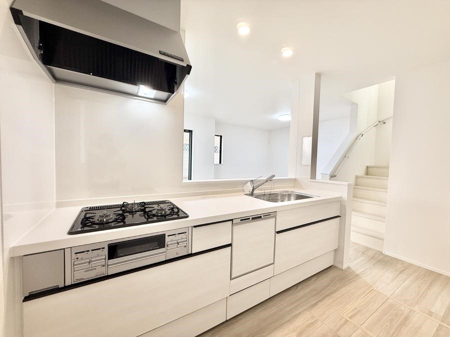 �L�b�`�� �������V���v���Ŕ������S�n�悢���Ԃ𐶂ރL�b�`�����