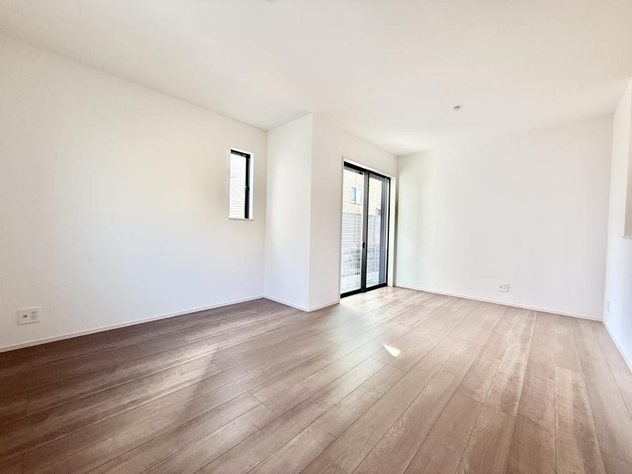 ���r���O ���������R�Ɖ�b�����܂��A�S�n�悢�ЂƂƂ�