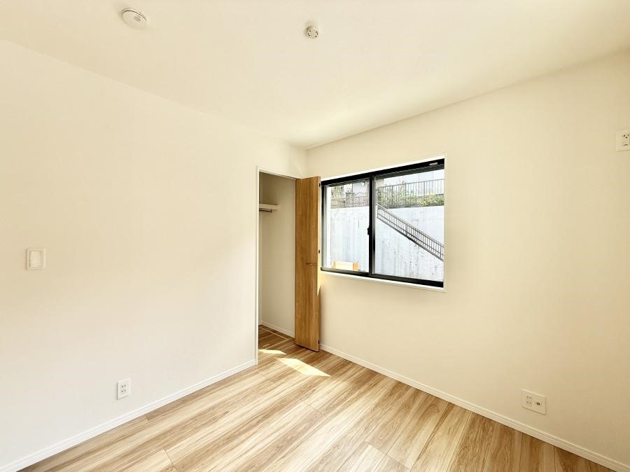 ���̑����� �������Â��ȗm���œǏ����ɏW���ł���ꏊ