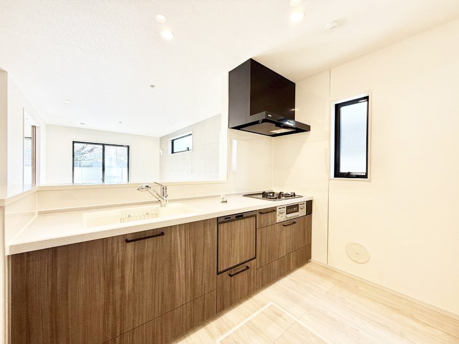 �L�b�`�� �������Ƒ��ƂȂ���A�R�~���j�P�[�V�����̏�