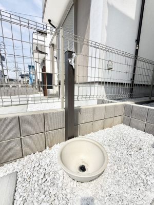 ���̑� �O�ρ���z�{�b�N�X�t���X�֎󂯂�����ƕs�ݎ������S�ł���  