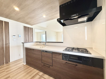 �L�b�`�� �������A�C�f�A�L����A�N���G�C�e�B�u�ȗ������