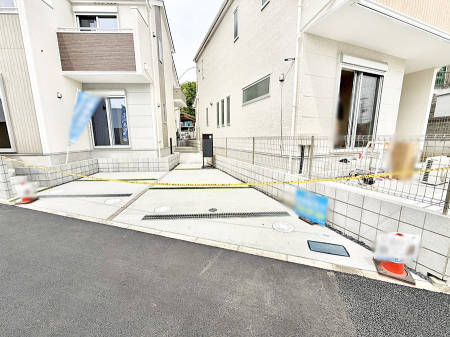  �O�ρ������̒��Ԃ����K��