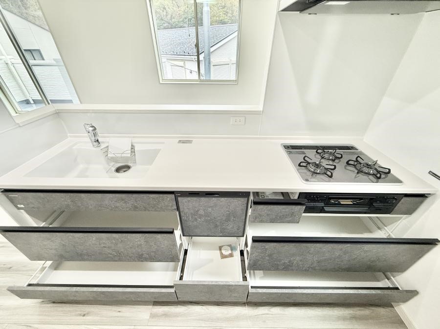 �L�b�`�� ����