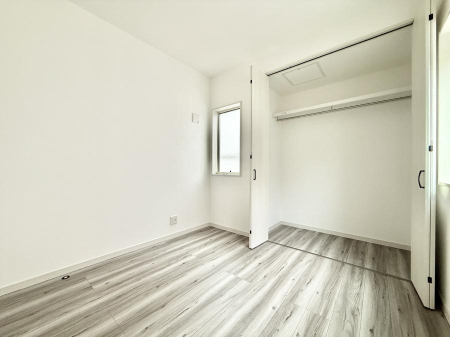 �q������ ����