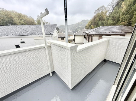 �o���R�j�[ ����