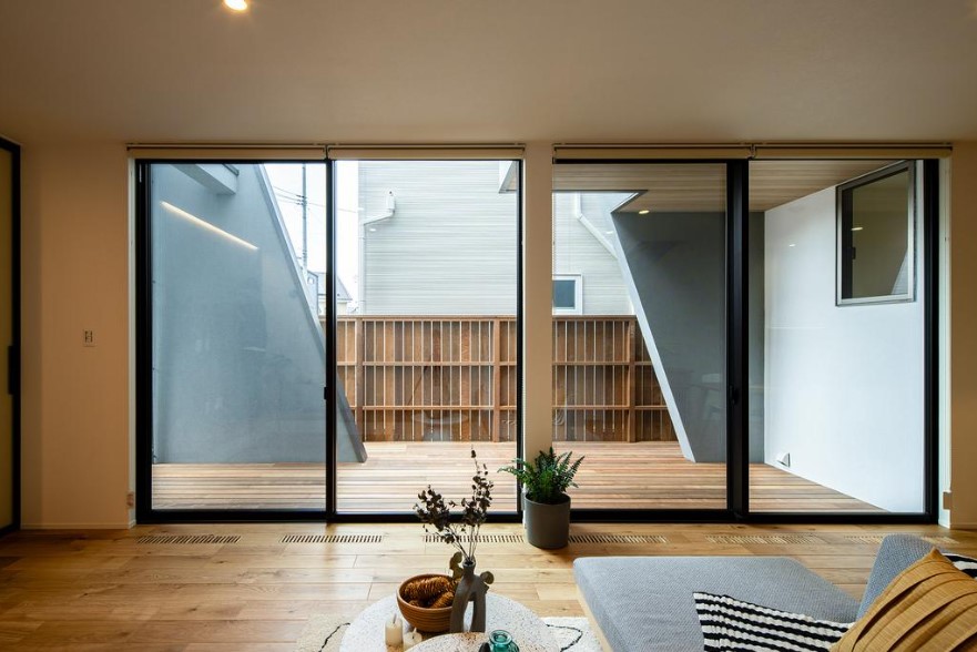 ���r���O ���������ƕ���������A�����b�N�X�ł�����