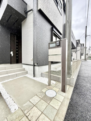 ���� �O�ρ� �V���v���Ŕ������A�Z�܂��̑���ۂ��ʂ錺�ւł�