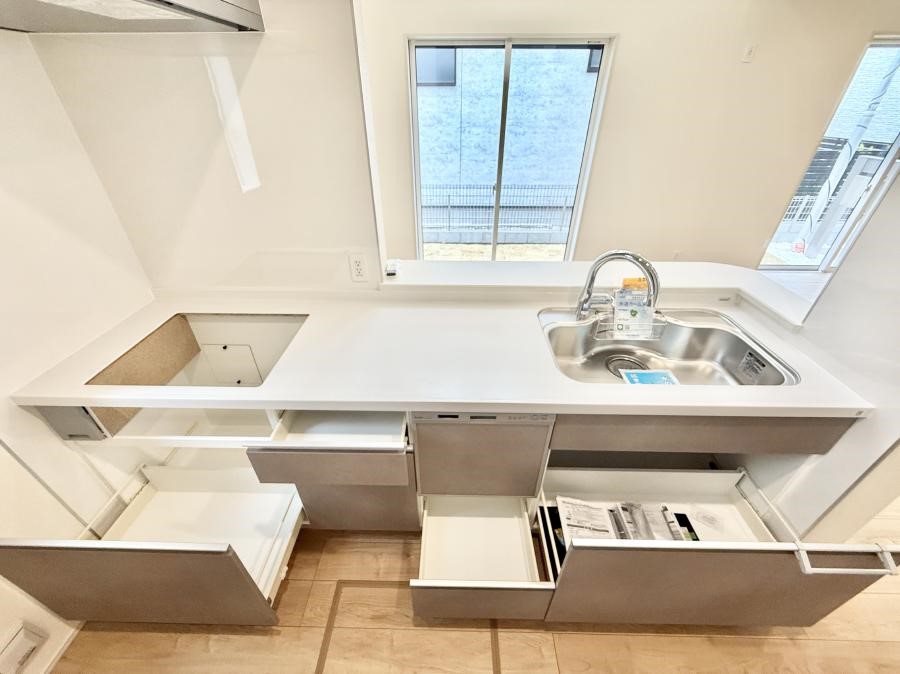 �L�b�`�� ����