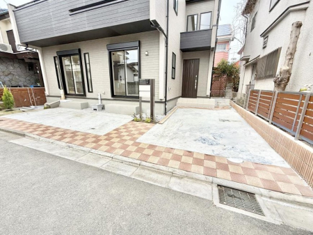  �O�ρ��J�[�X�y�[�X�L