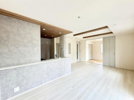 ���r���O ���������C�ɓ���̏ꏊ�ŁA�̂�т�Ƃ������Ԃ�