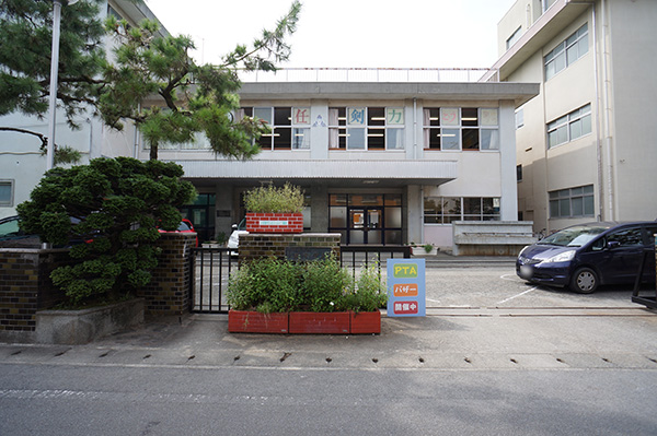 ���ӊ� ���w�Z 1100m ���c���s���򒆊w�Z