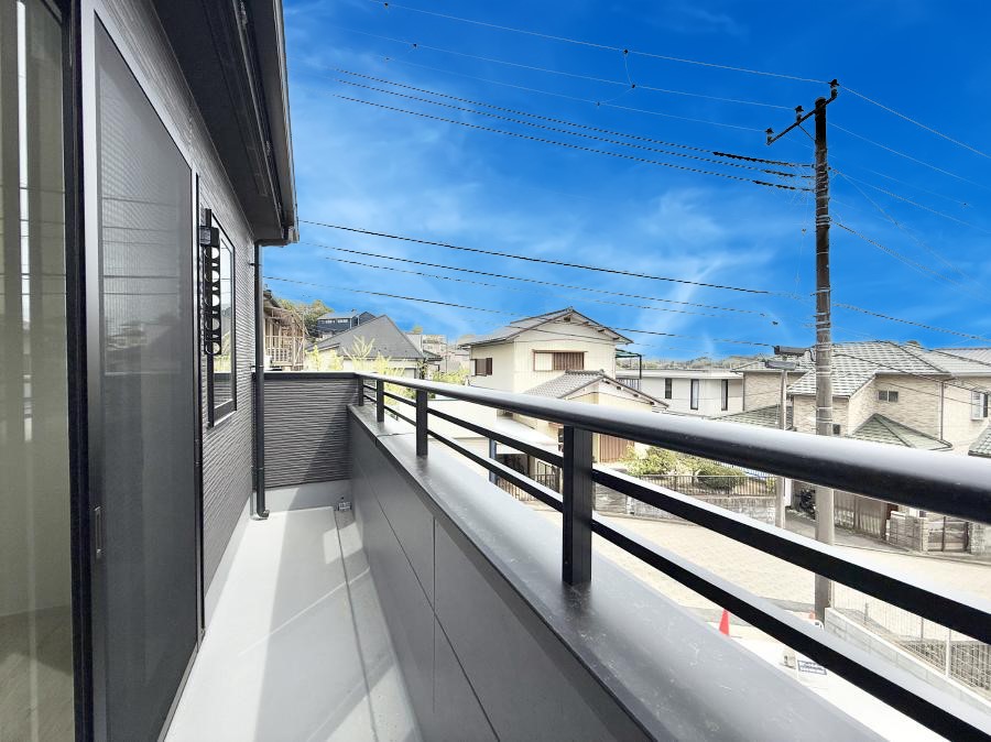 �o���R�j�[ ������ �G�߂̈ڂ낢����������J���I�ȋ�Ԃł�