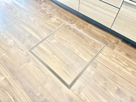 ���̑����� �ݔ����B�ꂽ���[�X�y�[�X�ŉƑS�̂��X�b�L��