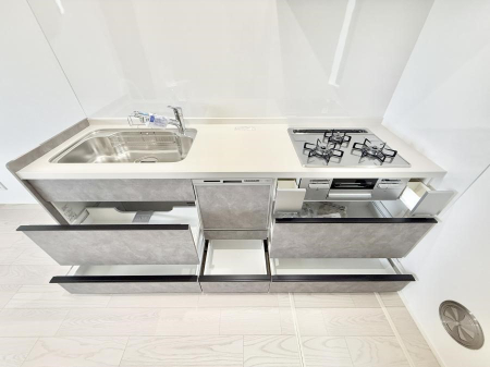 �L�b�`�� �������Ƒ����J��[�߂�A������̂���L�b�`��