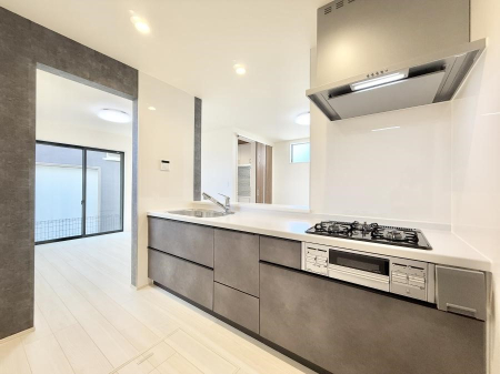 �L�b�`�� �������Ƒ����J��[�߂�A������̂���L�b�`��