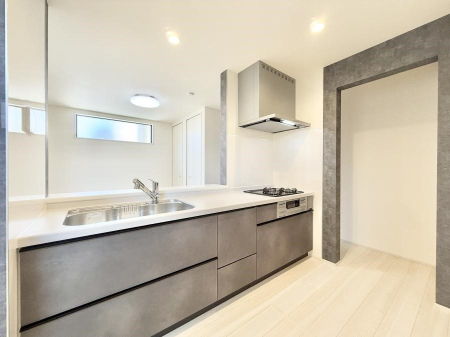 �L�b�`�� ���������y���݂ƐH�ׂ�K����͂���L�b�`��