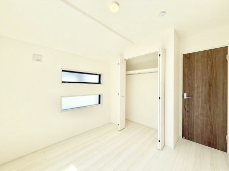 �Q�� ���������̔z�u��ʋC���̗ǂ��݌v�ŕ����̋�C�������炸�A��ɐV�N�ȋ�C������܂�