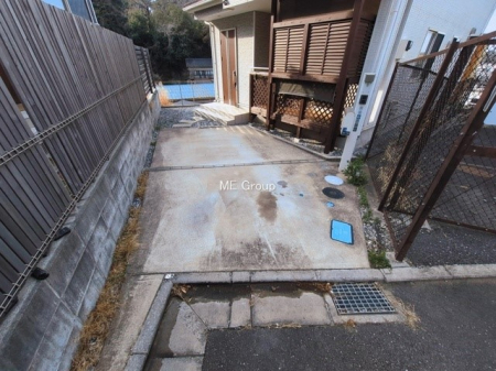  �O�ρ��J�[�X�y�[�X�L