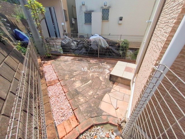  �}�ʂƈقȂ�ꍇ�͌�����D��