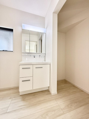 ���ʑ�E���ʏ� 2����  �����̏������X���[�Y�ɂł���L���ł�