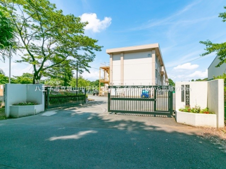 ���ӊ� ���w�Z 2700m �����q�s����R���w