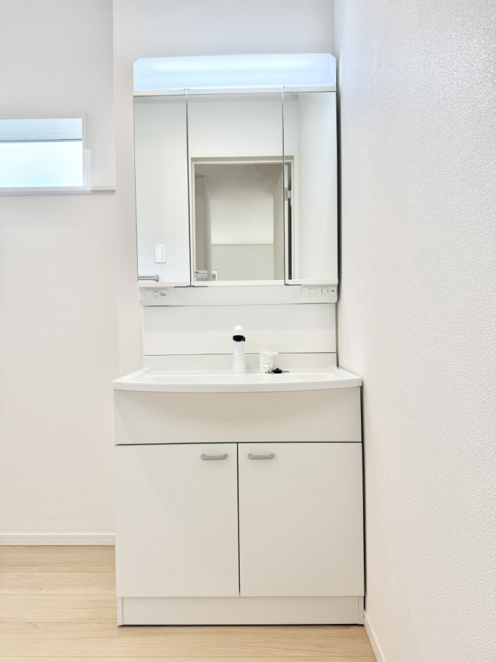 ���ʑ�E���ʏ� ����