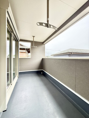 �o���R�j�[ ����