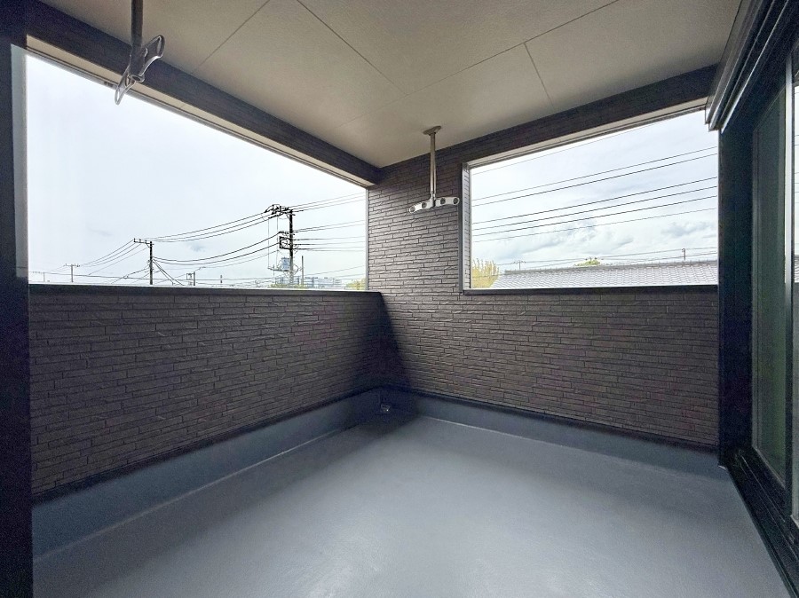 �o���R�j�[ ������ ���R��g�߂Ɋ�����A�J���I�ȃo���R�j�[