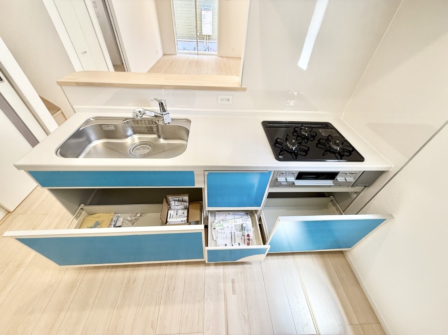 �L�b�`�� 4����  ���������Ŏ��p�I�A�S�Ƃ��߂��L�b�`���f�U�C��