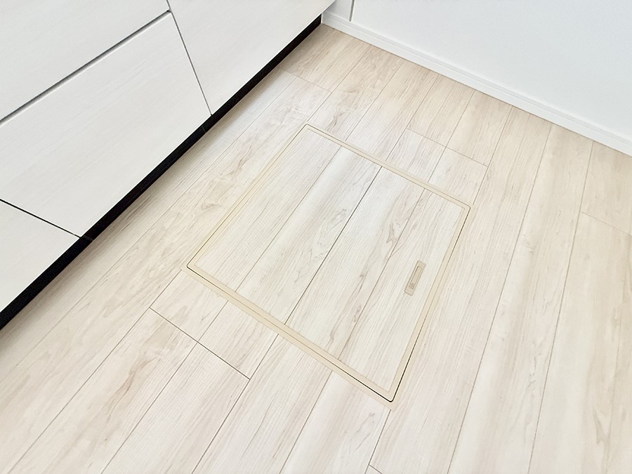 ���̑����� �ݔ����B�ꂽ���[�X�y�[�X�ŉƑS�̂��X�b�L��