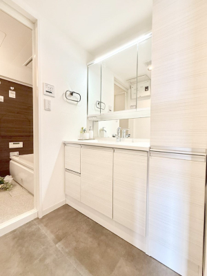 ���ʑ�E���ʏ� �������Ƒ��݂�Ȃ��g���₷���z�u�ł�