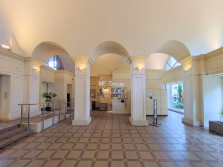 �G���g�����X �O�ρ��Ǘ��̍s���͂����G���g�����X�ň��S���ĕ�点����ł�