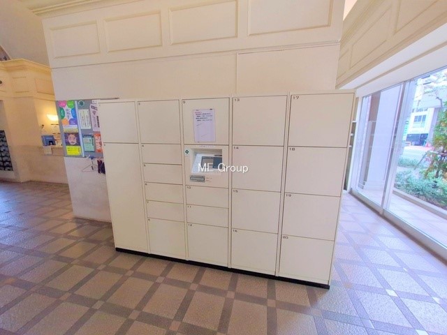 ���̑� �O�ρ����S�ŃX���[�Y�ɉו����󂯎��āA�Z��������ɍœK