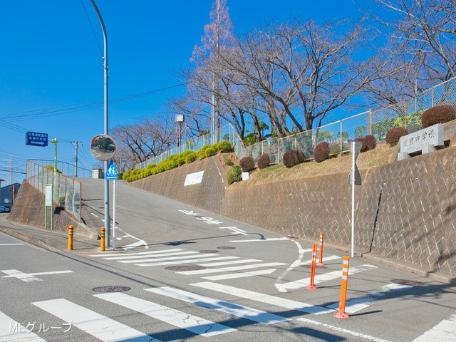 ���ӊ� ���w�Z 3150m �ɐ����s���������w�Z