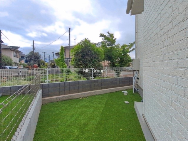 ���̑� �O�ρ��~�n���ɂ�Ƃ肠��΂̃X�y�[�X������A���₩�ȕ��͋C�ł�