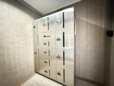 ���̑����� �ݔ����s�ݎ��ł��ו����󂯎���֗��ȑ�z�{�b�N�X