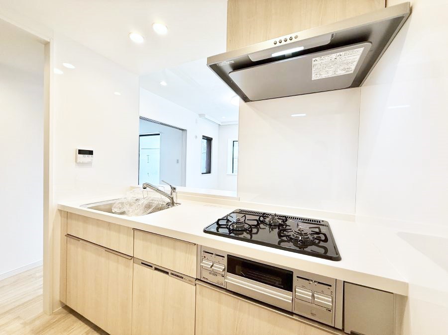 �L�b�`�� �������Ƒ����J��[�߂�A������̂���L�b�`��