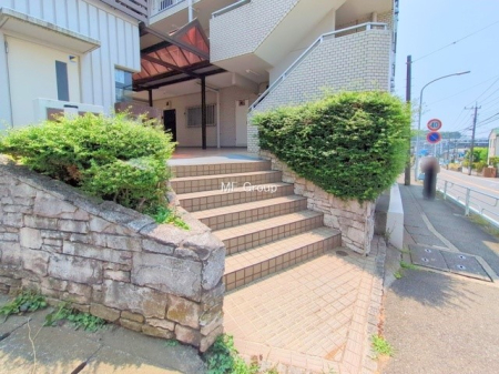 �G���g�����X �O�ρ��������������͋C�̃G���g�����X���Z�܂������������}���܂�