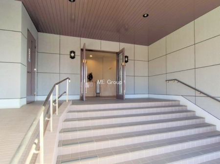 �G���g�����X �O�ρ��������������͋C�̃G���g�����X���Z�܂������������}���܂�