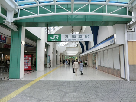 ���ӊ� �w 4300m JR���l���u���͌��v�w