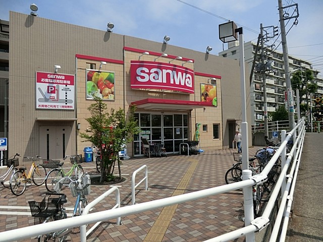 ���ӊ� �X�[�p�[ 300m �X�[�p�[�O�a�@���ъԐ����X