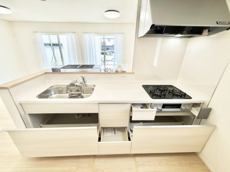 �L�b�`�� 1����  ���Ƒ����J��[�߂�A������̂���L�b�`��