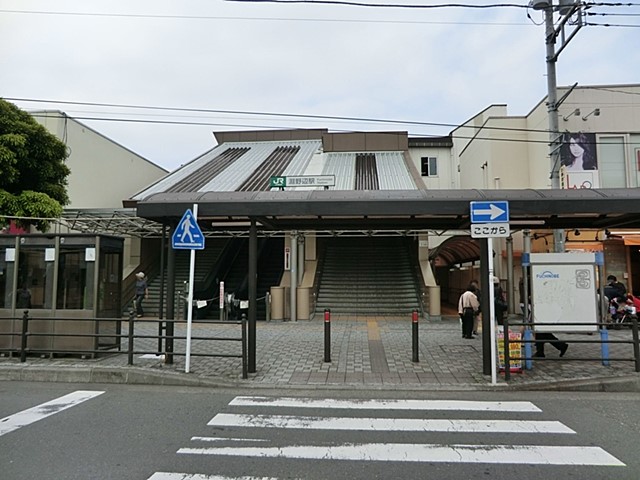 ���ӊ� �w 1440m JR���l���u����Ӂv�w
